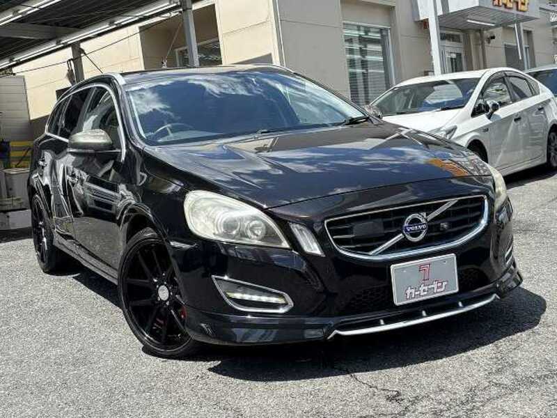 VOLVO　V60