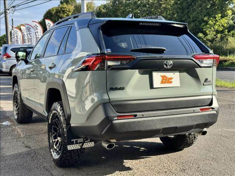 RAV4-7