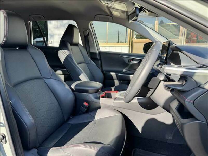 RAV4-8