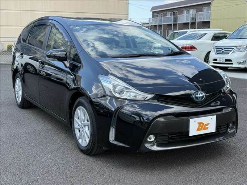 PRIUS ALPHA-4