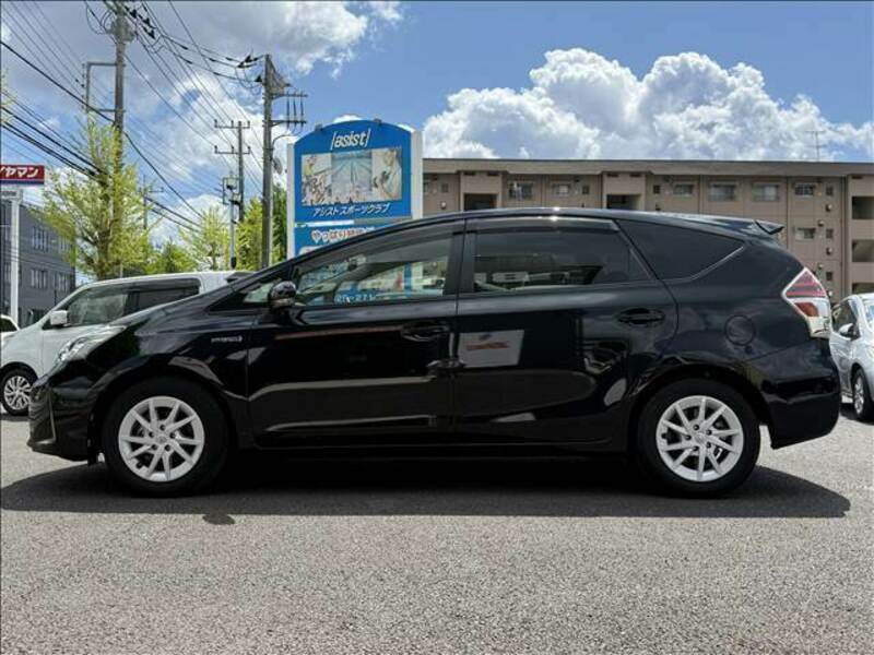 PRIUS ALPHA-5