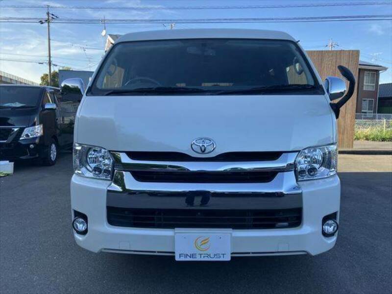 HIACE VAN-13