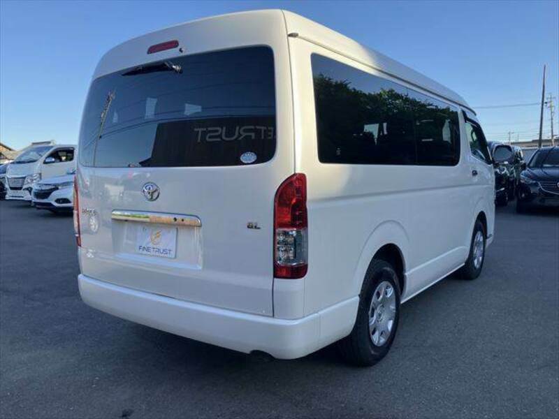 HIACE VAN-16