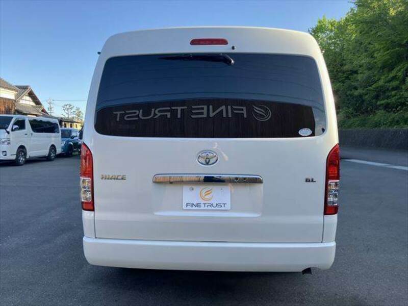 HIACE VAN-17