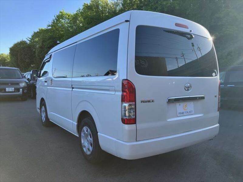 HIACE VAN-18