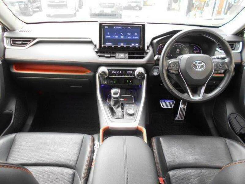RAV4