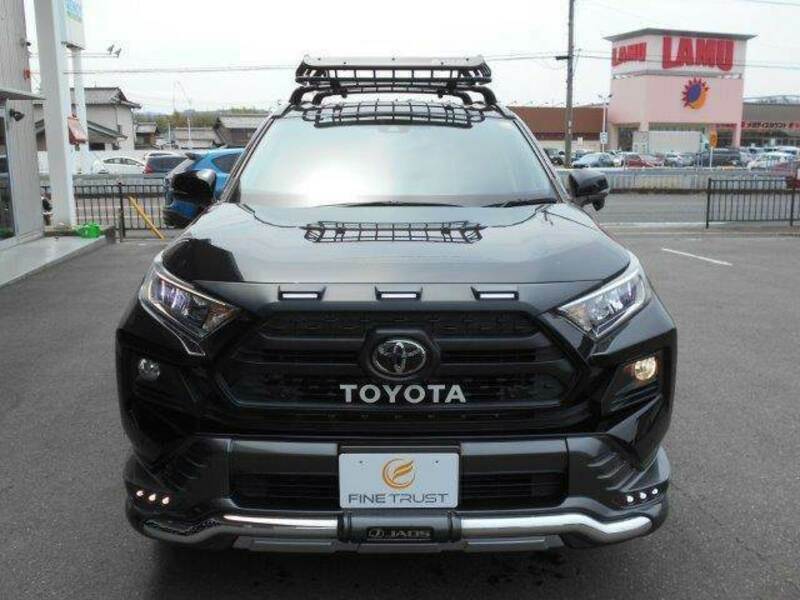 RAV4