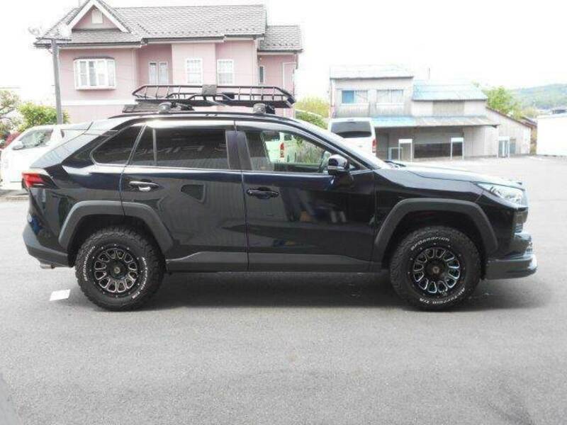 RAV4