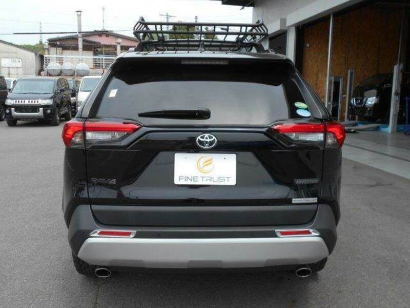 RAV4