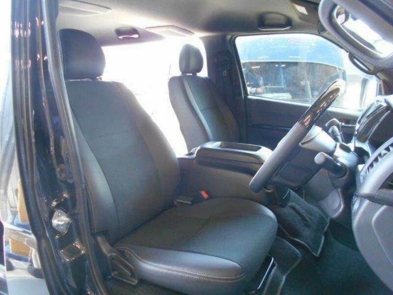 HIACE VAN-8