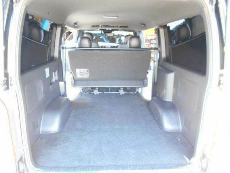HIACE VAN-10