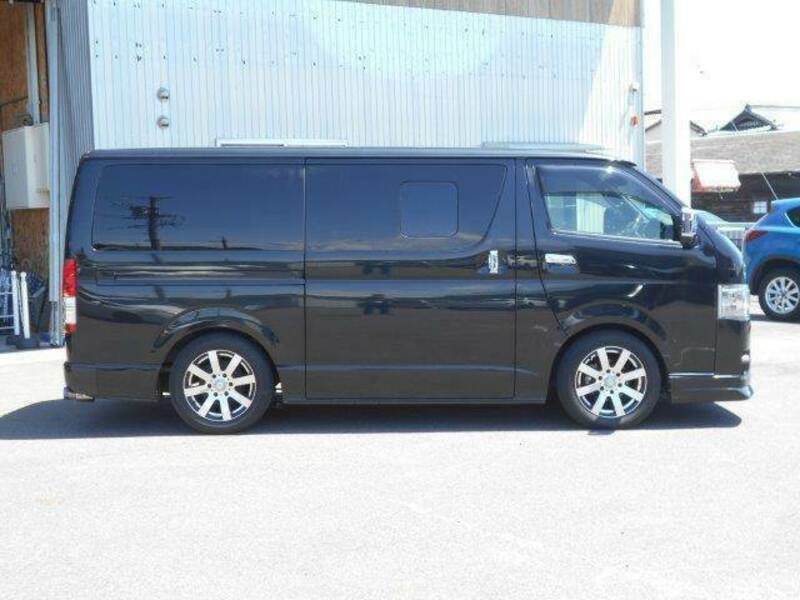 HIACE VAN-16