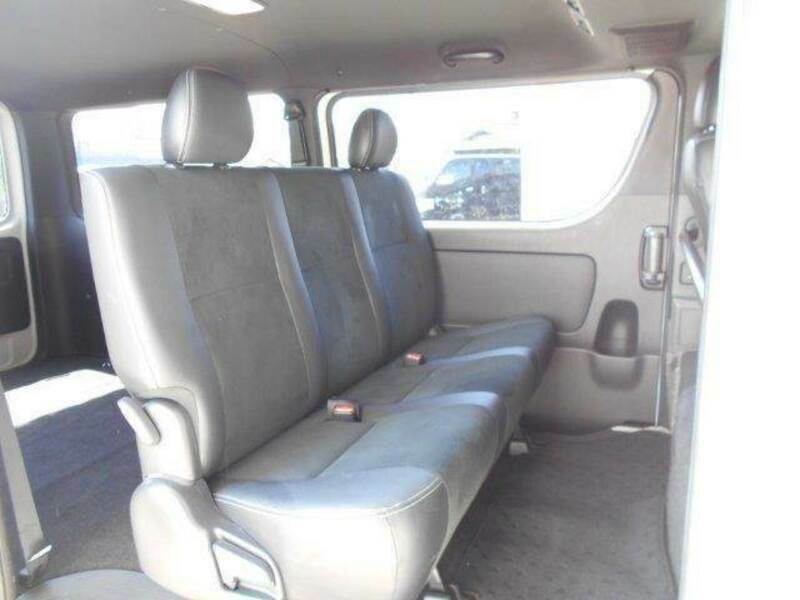 HIACE VAN-9