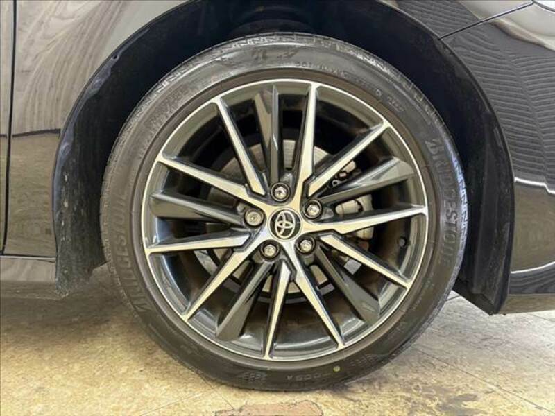 CAMRY-11