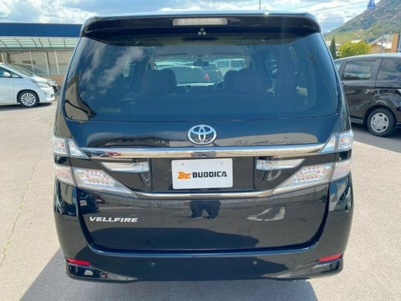 VELLFIRE-7