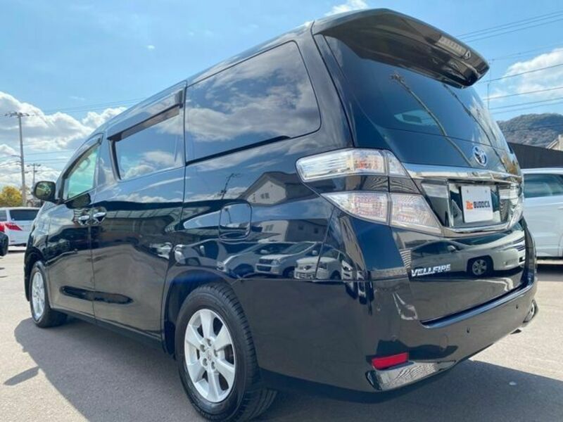 VELLFIRE-8