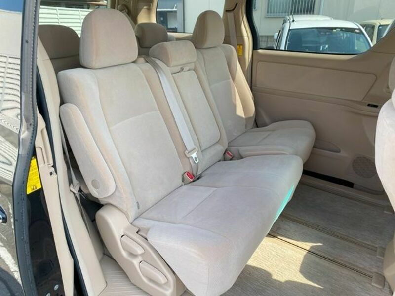 VELLFIRE-16