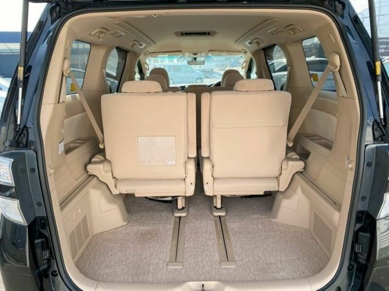 VELLFIRE-18