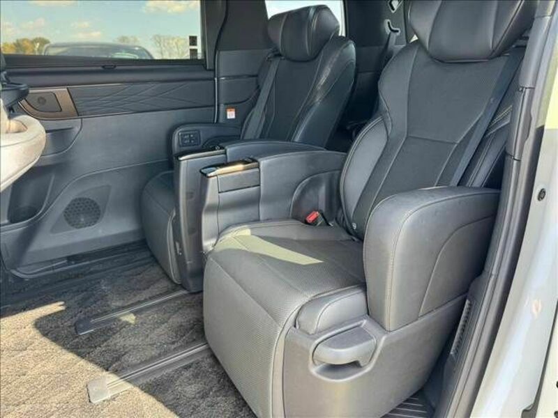 ALPHARD-17