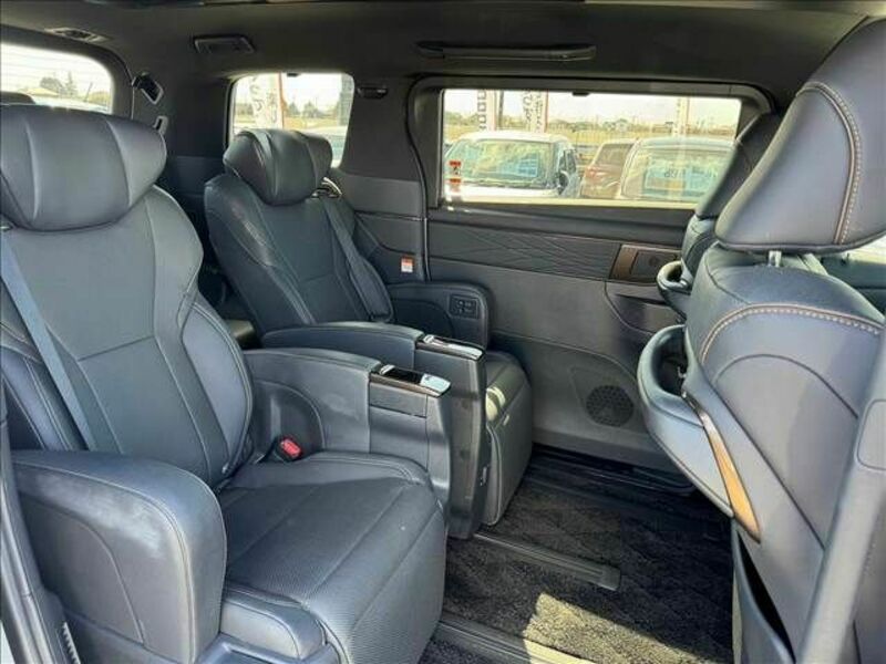 ALPHARD-19