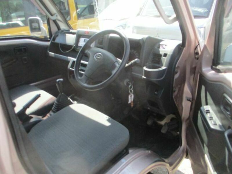 HIJET TRUCK-1