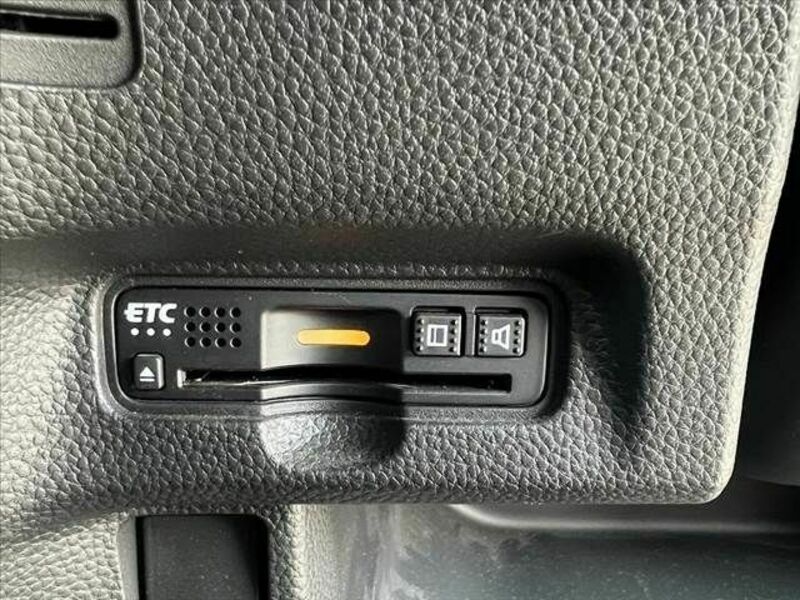 N BOX CUSTOM-29