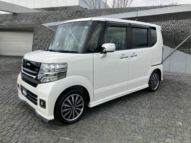 N BOX CUSTOM-1