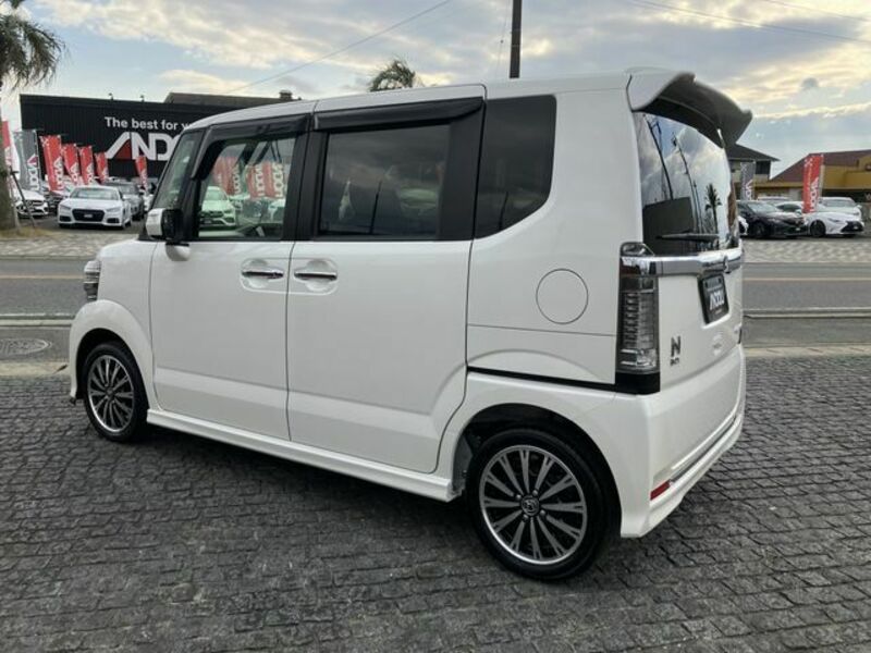 N BOX CUSTOM-3