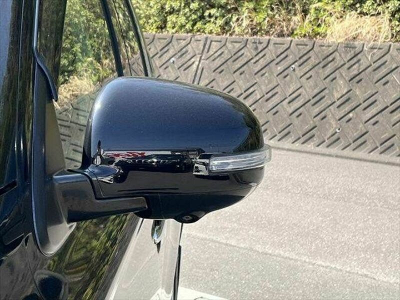 OUTLANDER PHEV-27