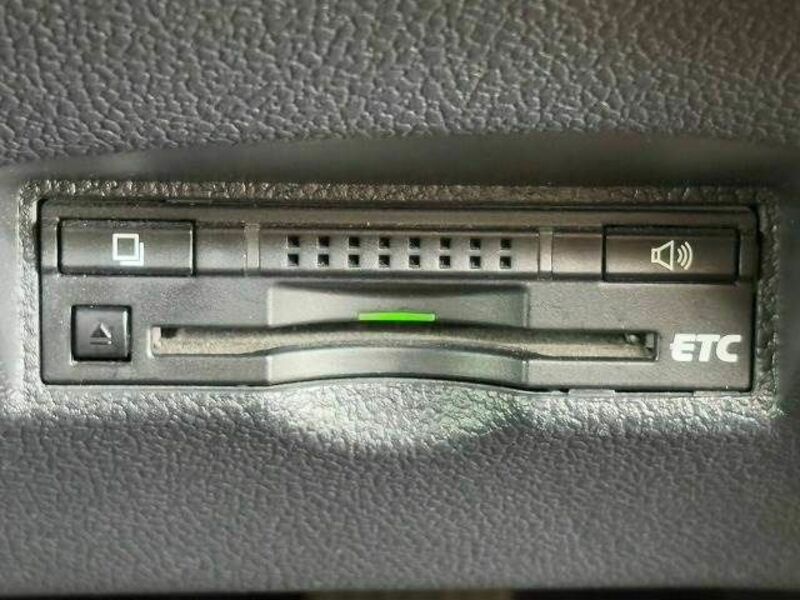 PRIUS-7