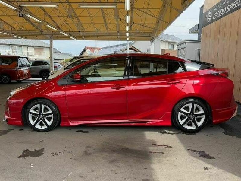 PRIUS-12