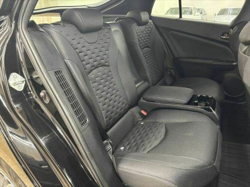 PRIUS PHV-9