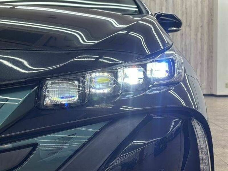 PRIUS PHV-12