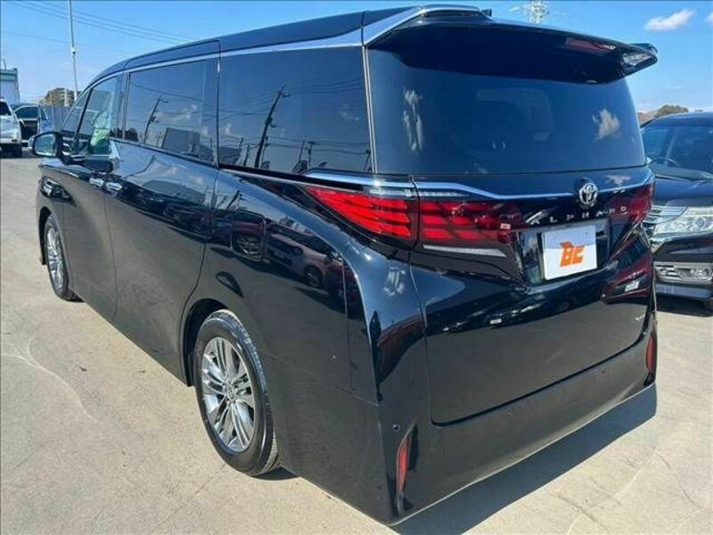 ALPHARD-12