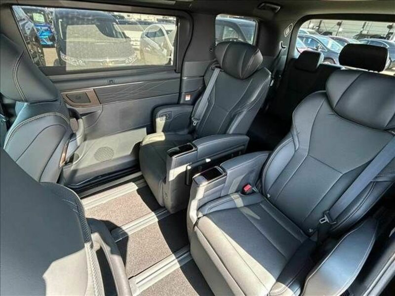 ALPHARD-17