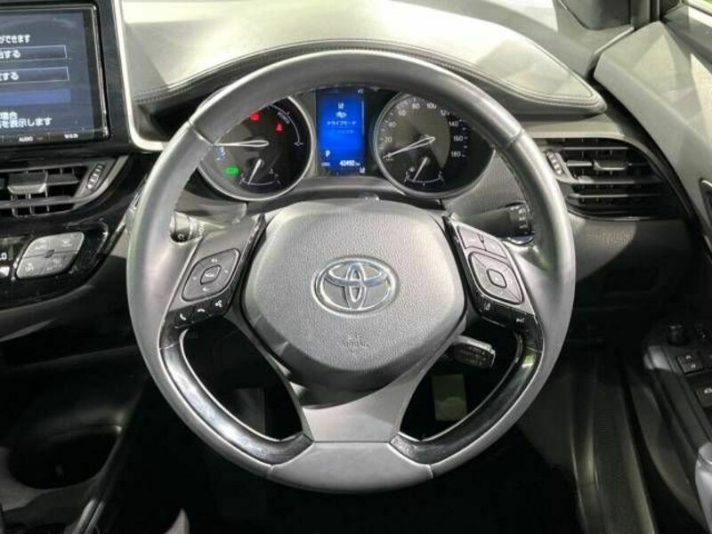 C-HR-11