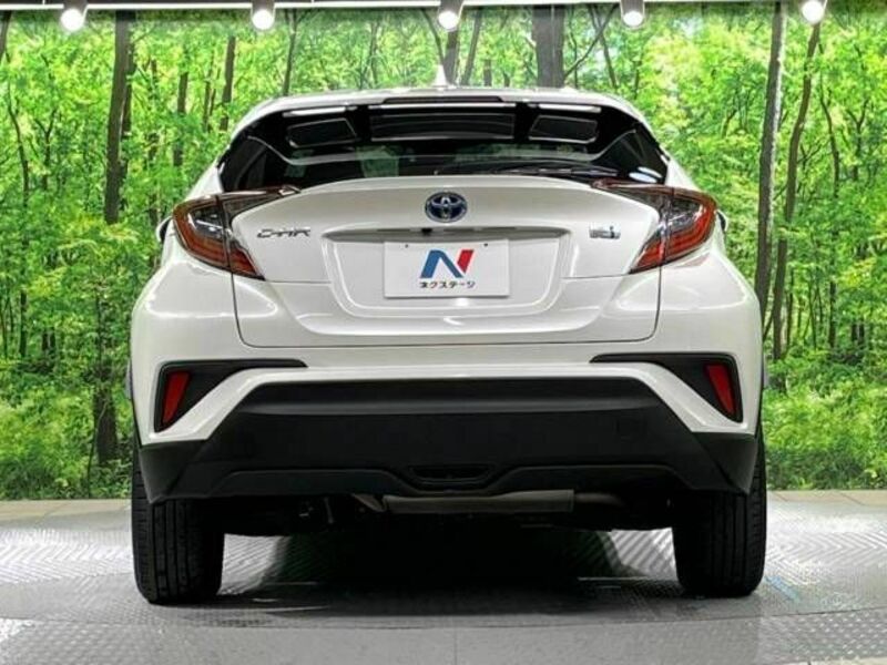 C-HR-15