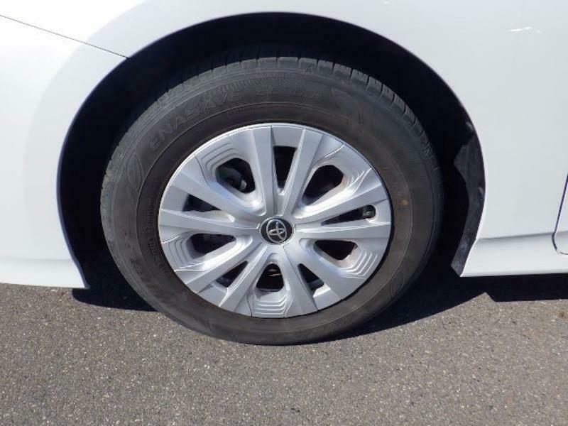 PRIUS-10