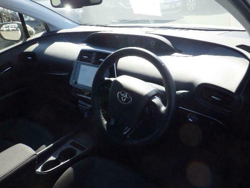 PRIUS-16