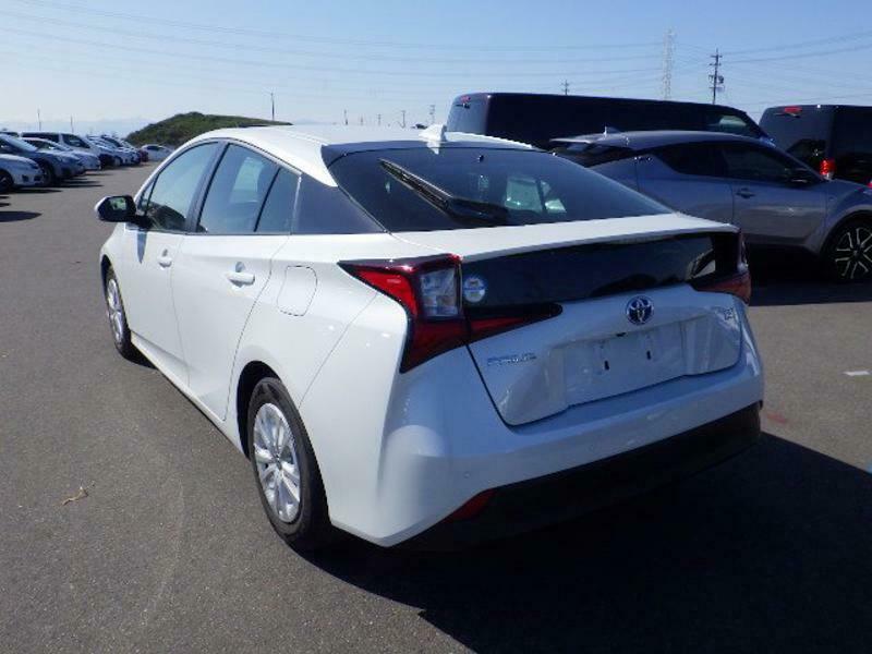 PRIUS-35