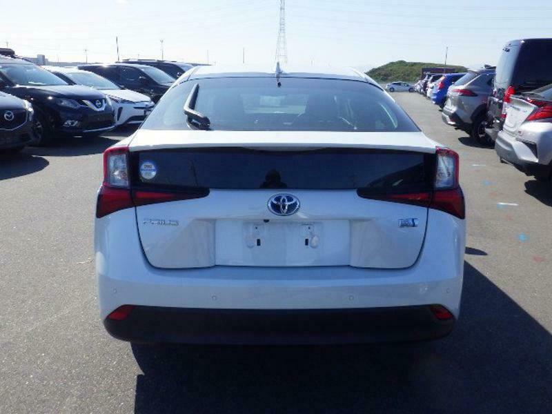 PRIUS-38