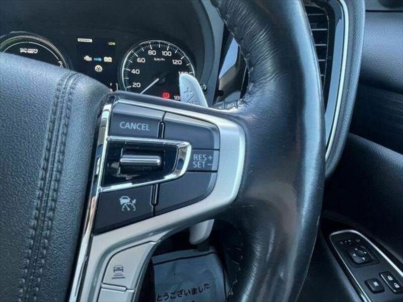 OUTLANDER PHEV-24