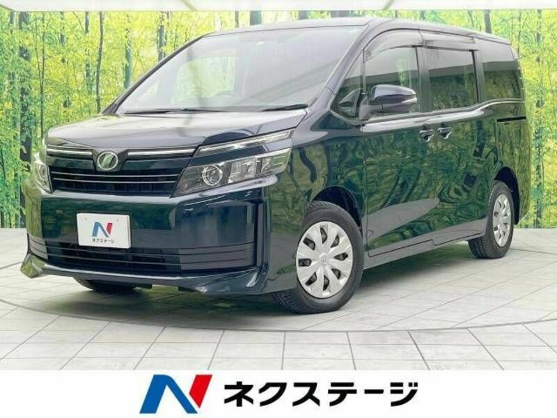 TOYOTA　VOXY