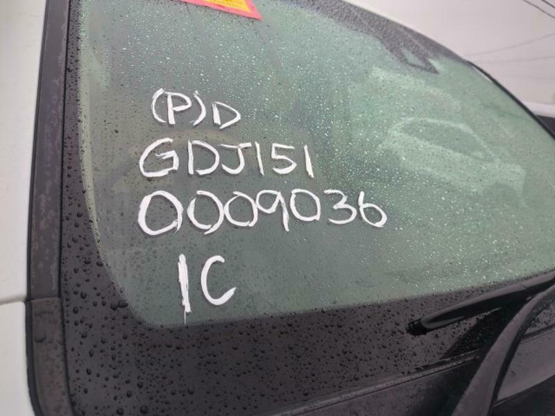LAND CRUISER PRADO-1