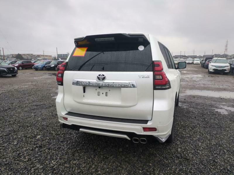 LAND CRUISER PRADO-10