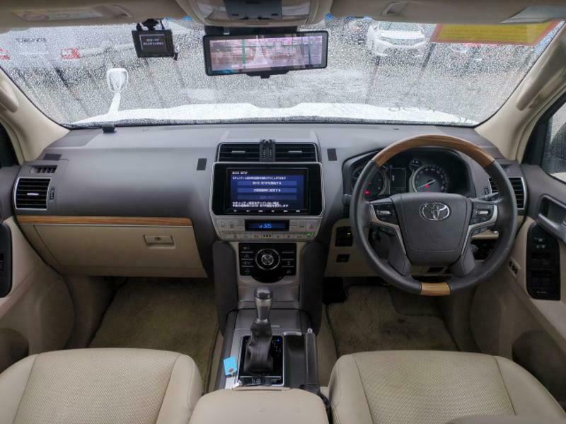LAND CRUISER PRADO-23