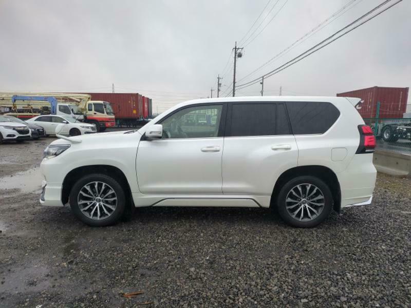 LAND CRUISER PRADO-29