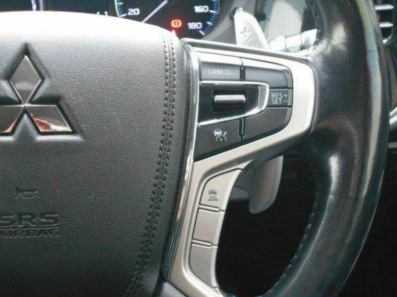 OUTLANDER PHEV-15