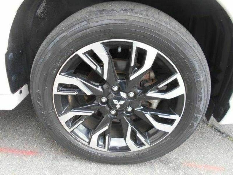 OUTLANDER PHEV-21