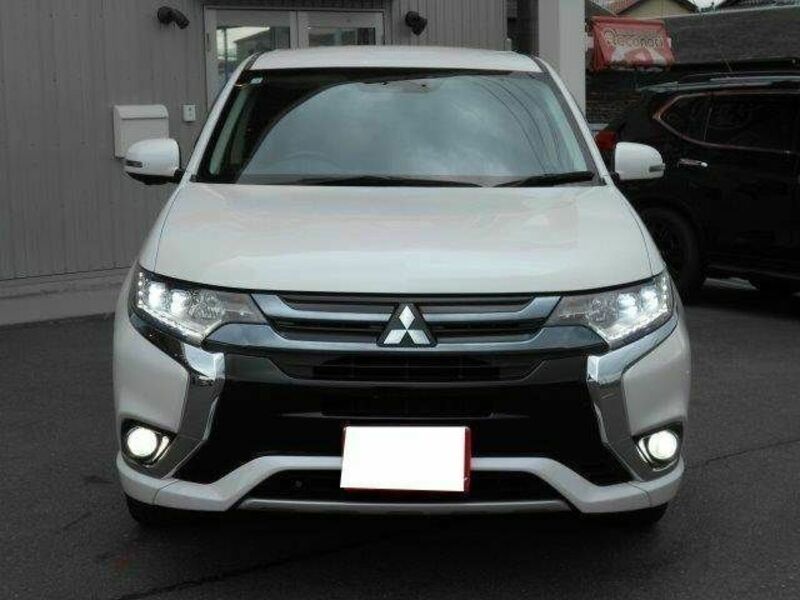 OUTLANDER PHEV-22